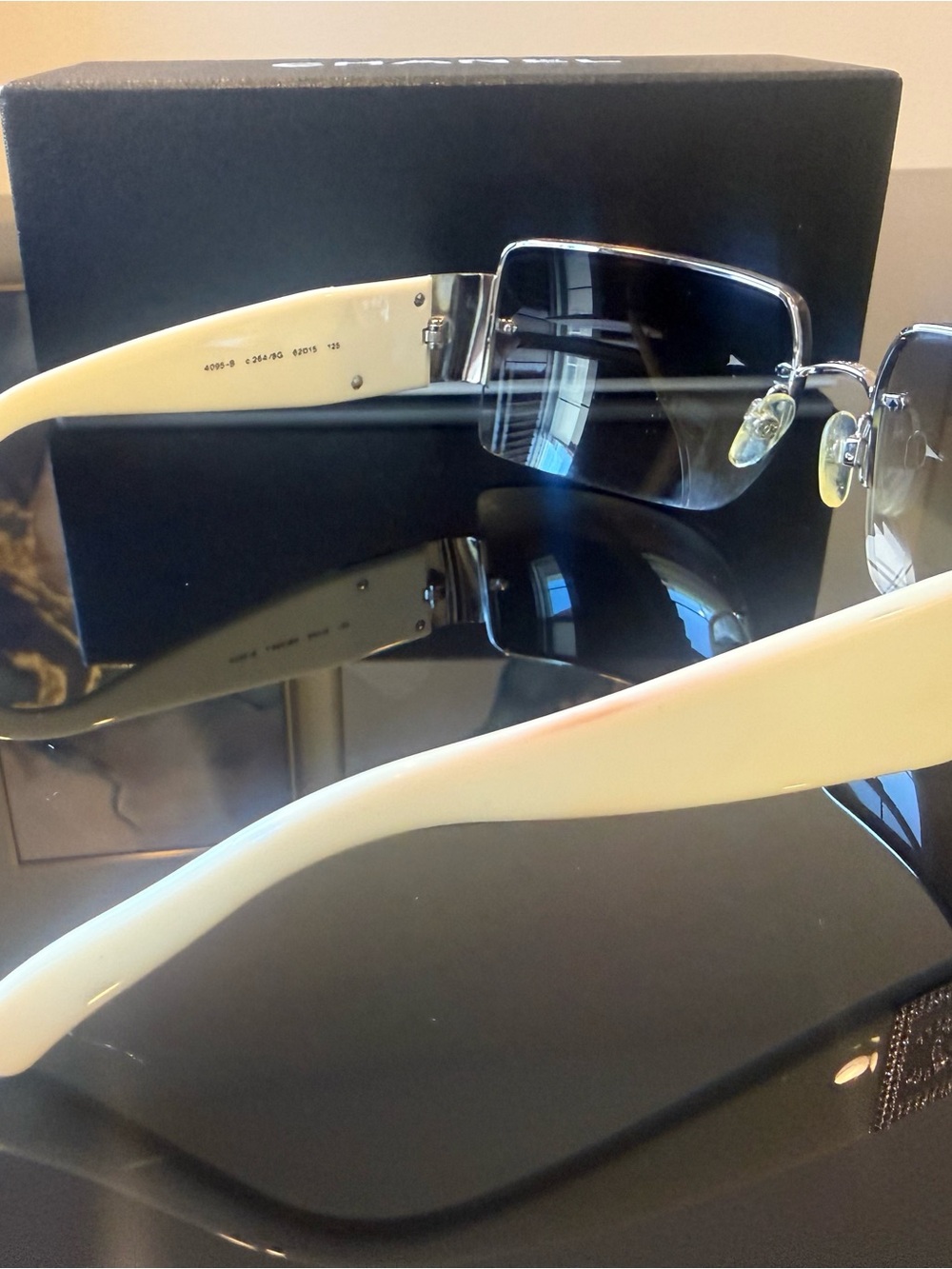 CHANEL Cream and Black Crystal CC Plaque Sunglasses 100% Authentic - Picture 4 of 6